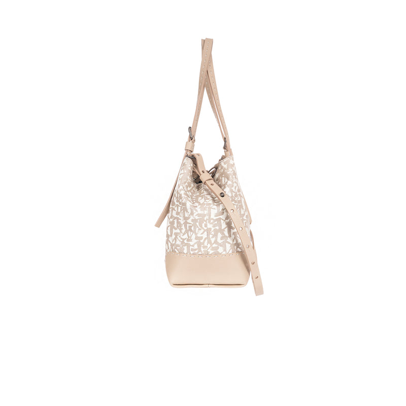 Daria M Omino Stand Out Beige