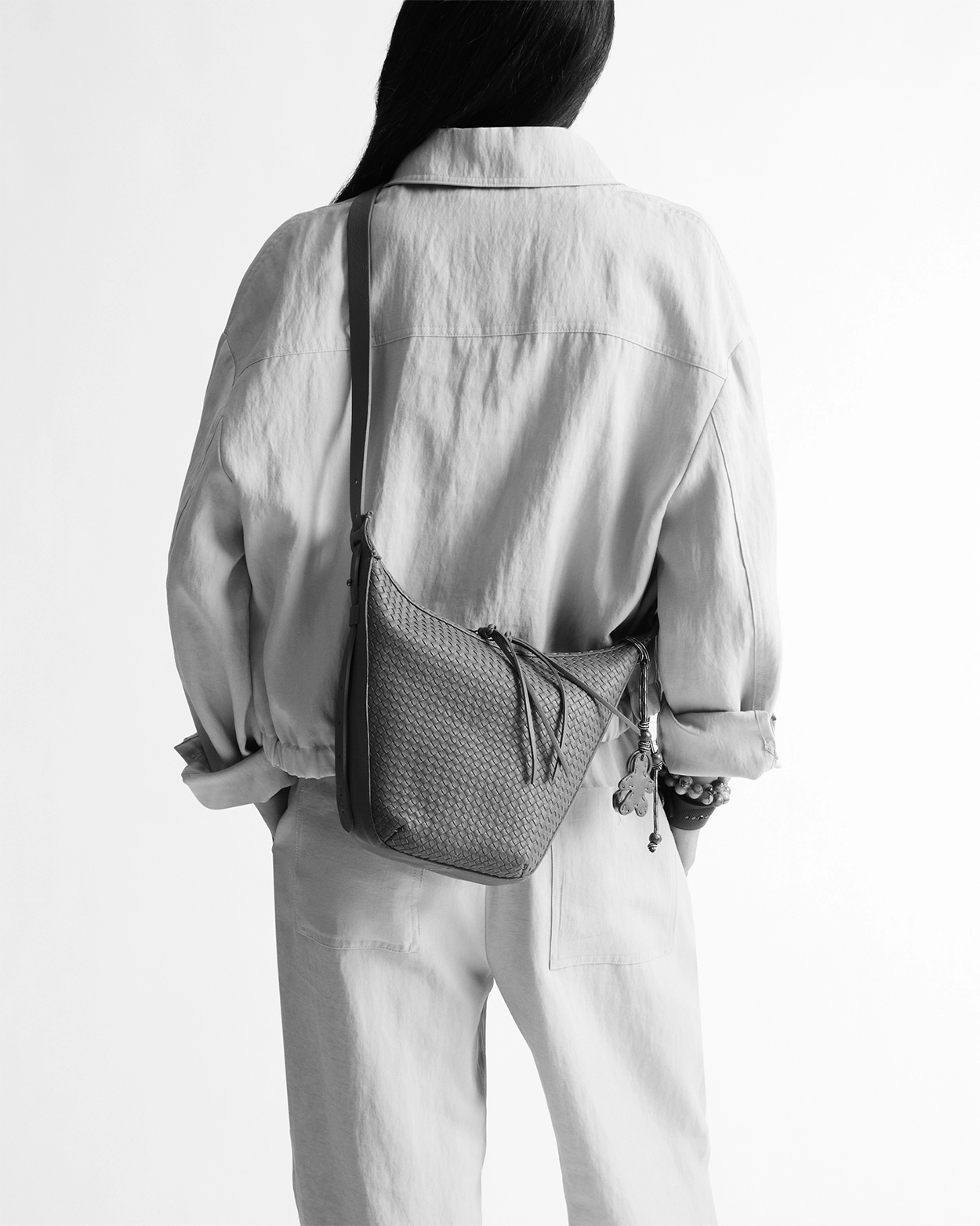 Ilenia Woven Bucket Bag