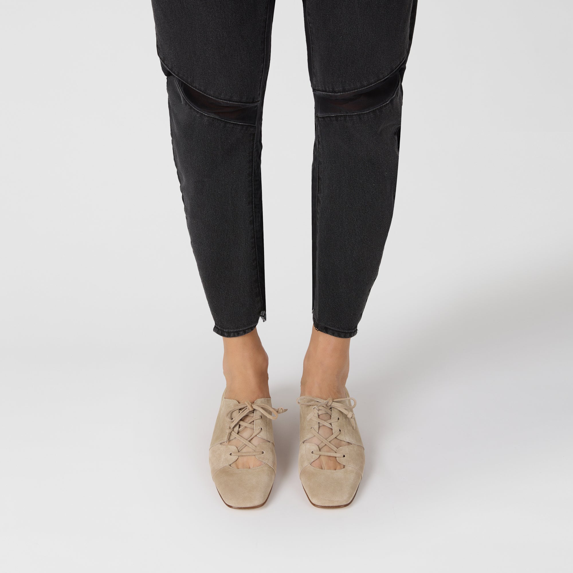 Lace-Up Low Heel Camoscio Vintage