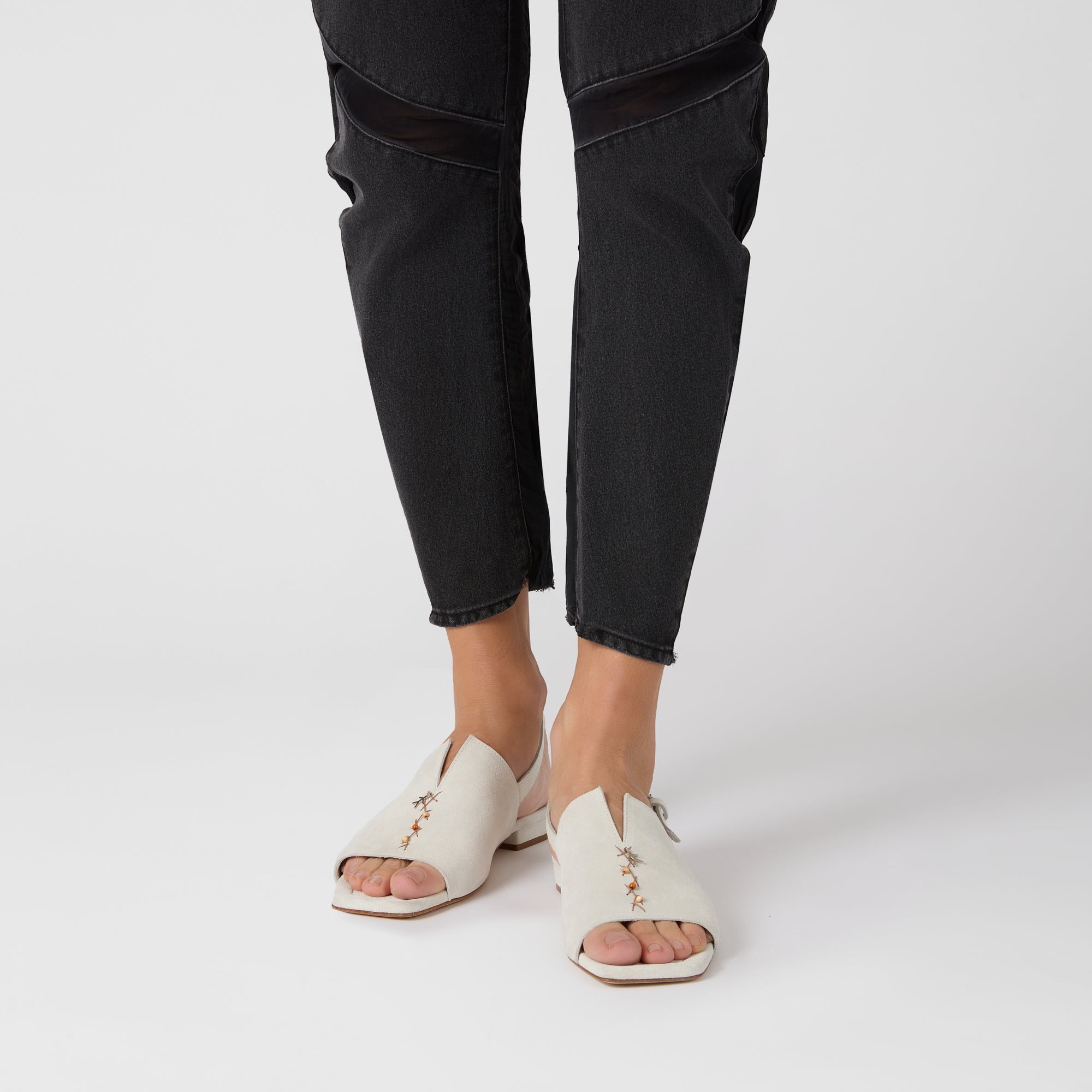 Embroidered Sandal Camoscio Vintage