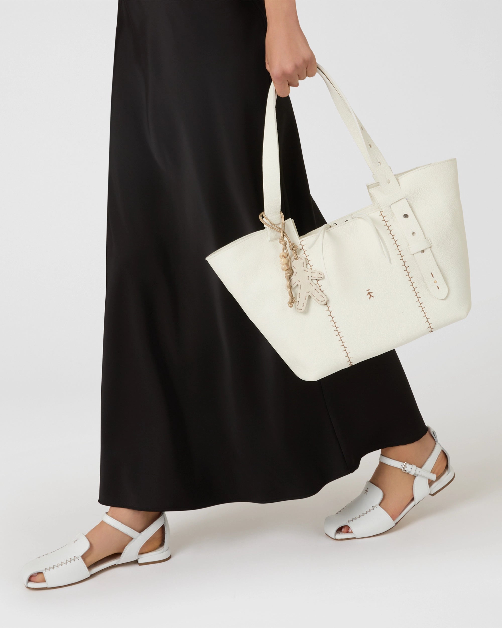 Betta Zip M Shoulder Bag