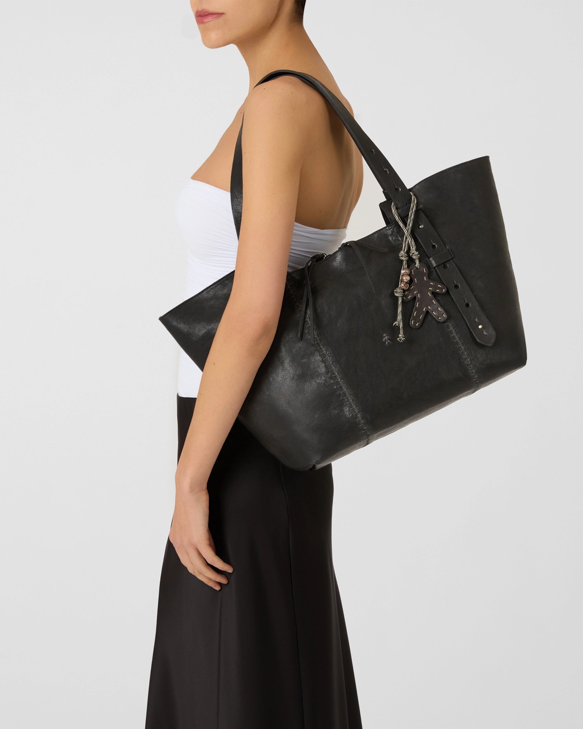 Betta Zip L Shoulder Bag