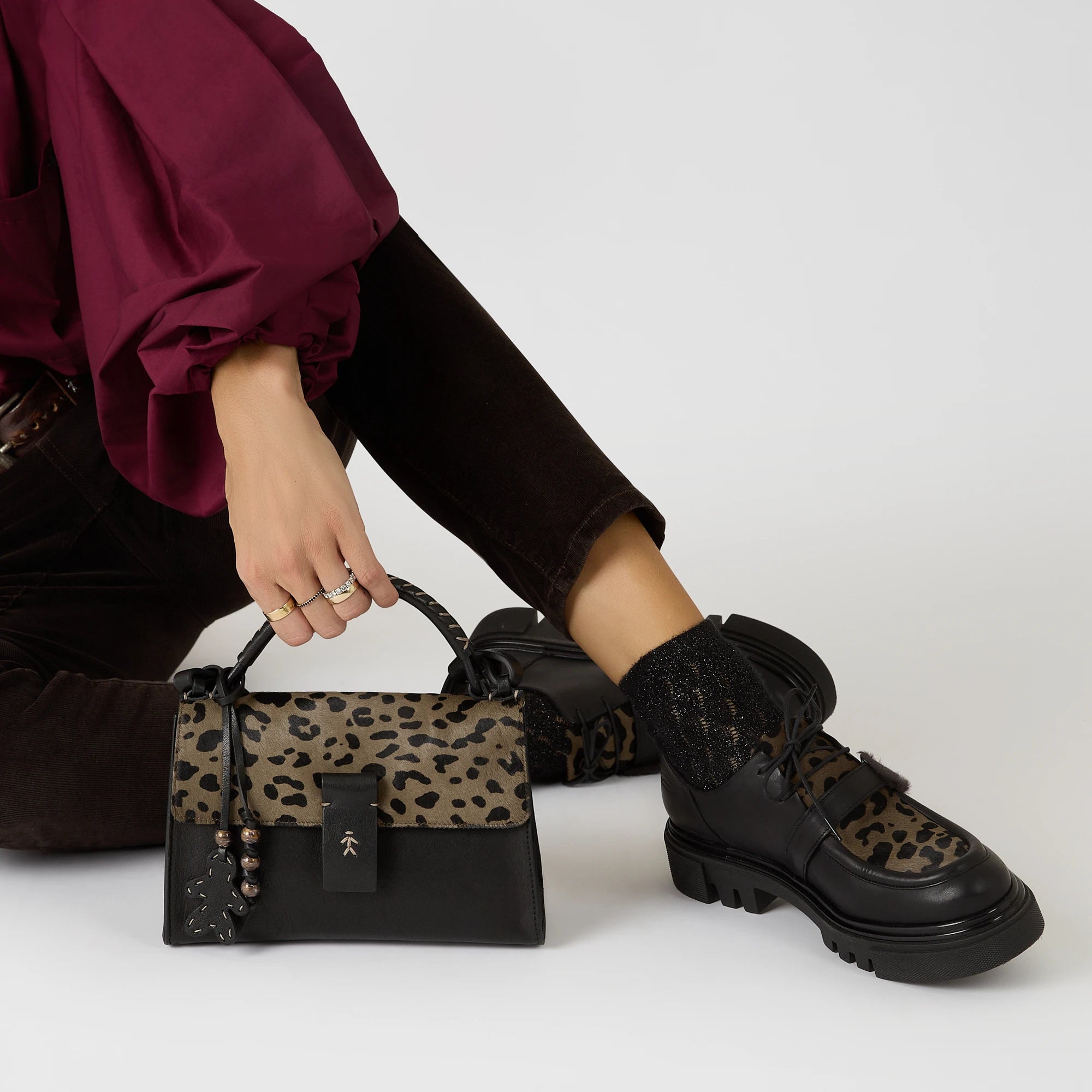 Precious Baguette Lace Pony Leopard