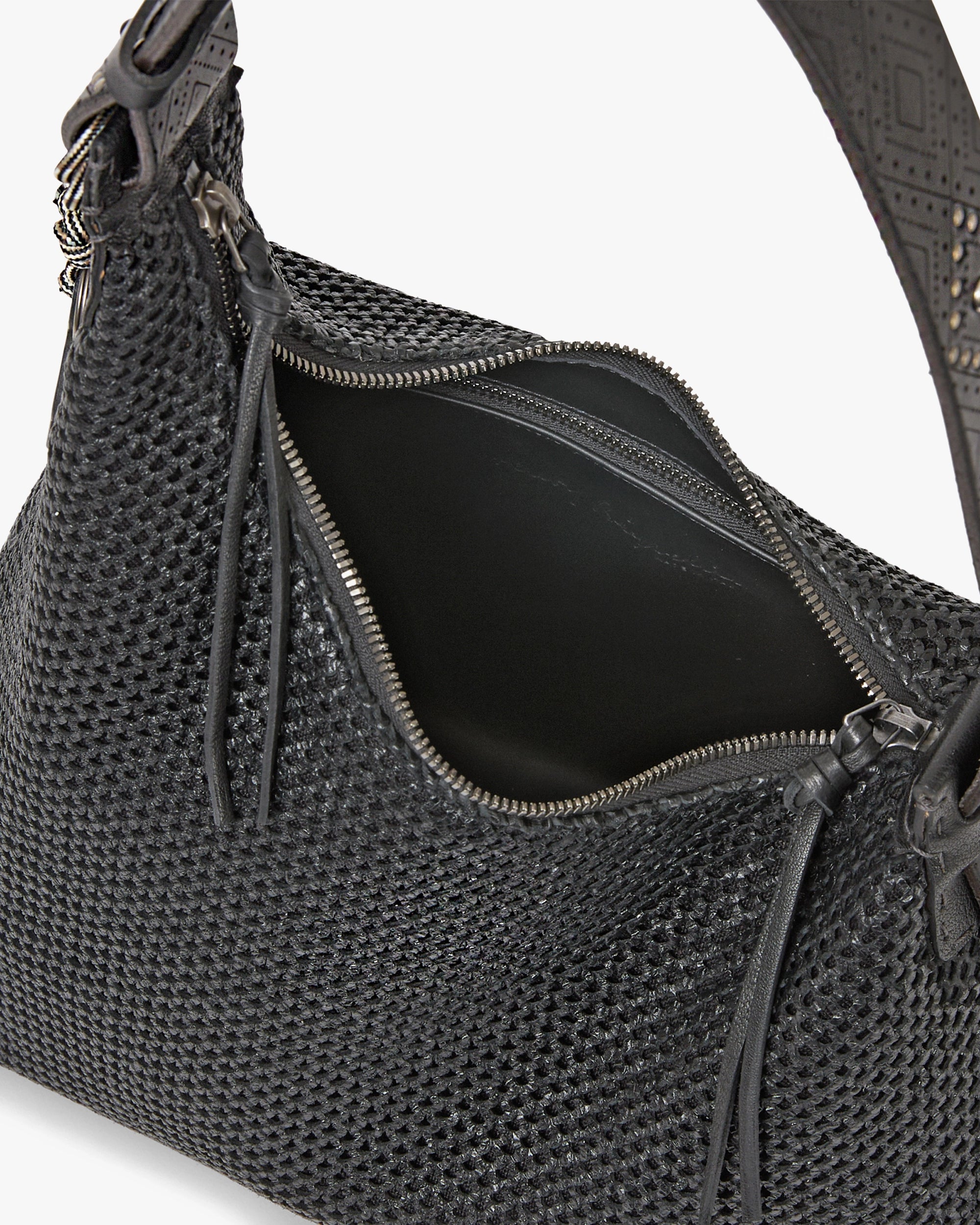 Simphony M Shoulder Bag