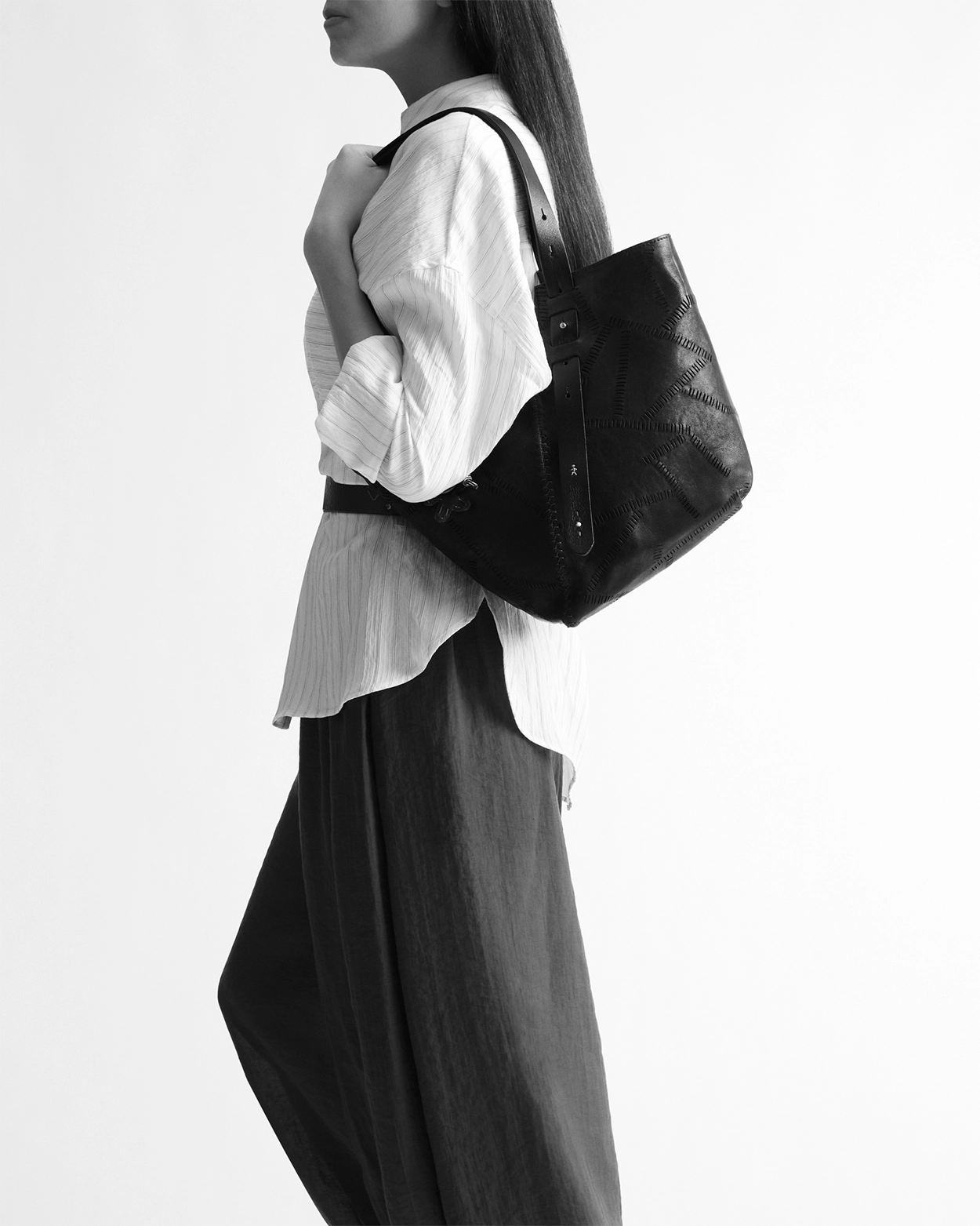 Bisaccia M Shoulder Bag