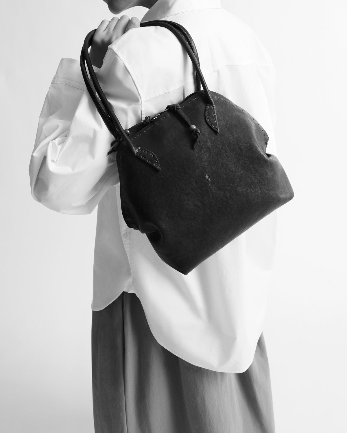 Bolla Medium Leather Shoulder