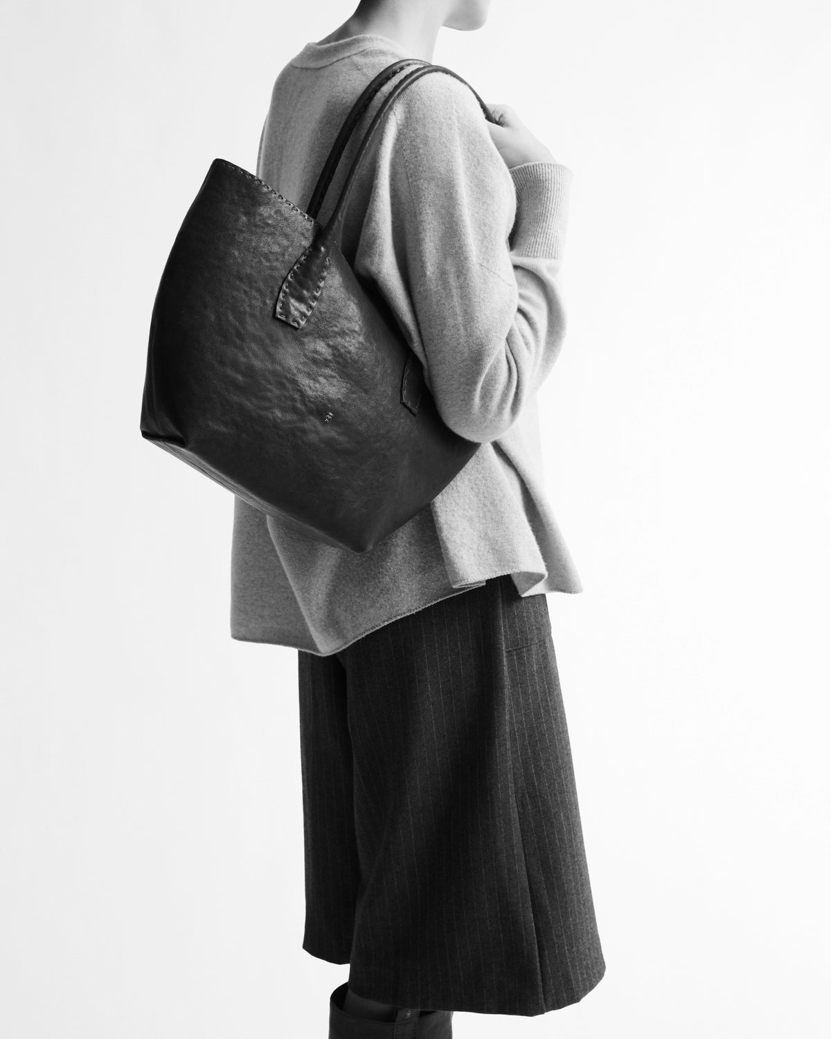 Shopper Medium Leather Tote