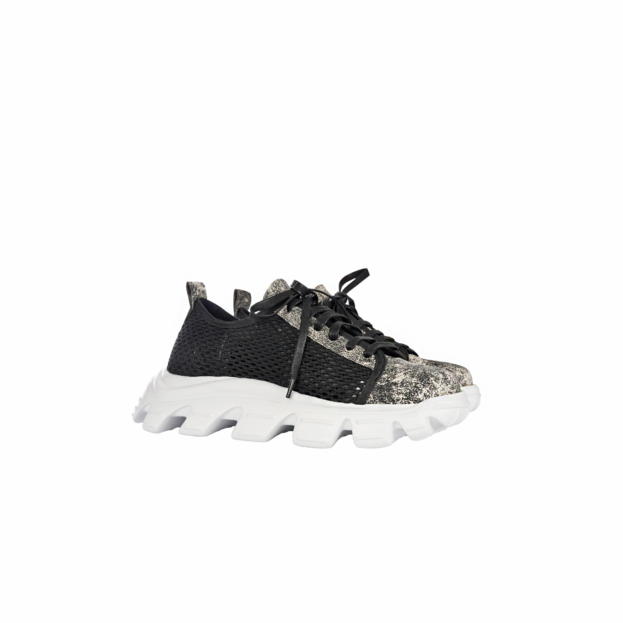 Sneaker Rete Ricamo Nero