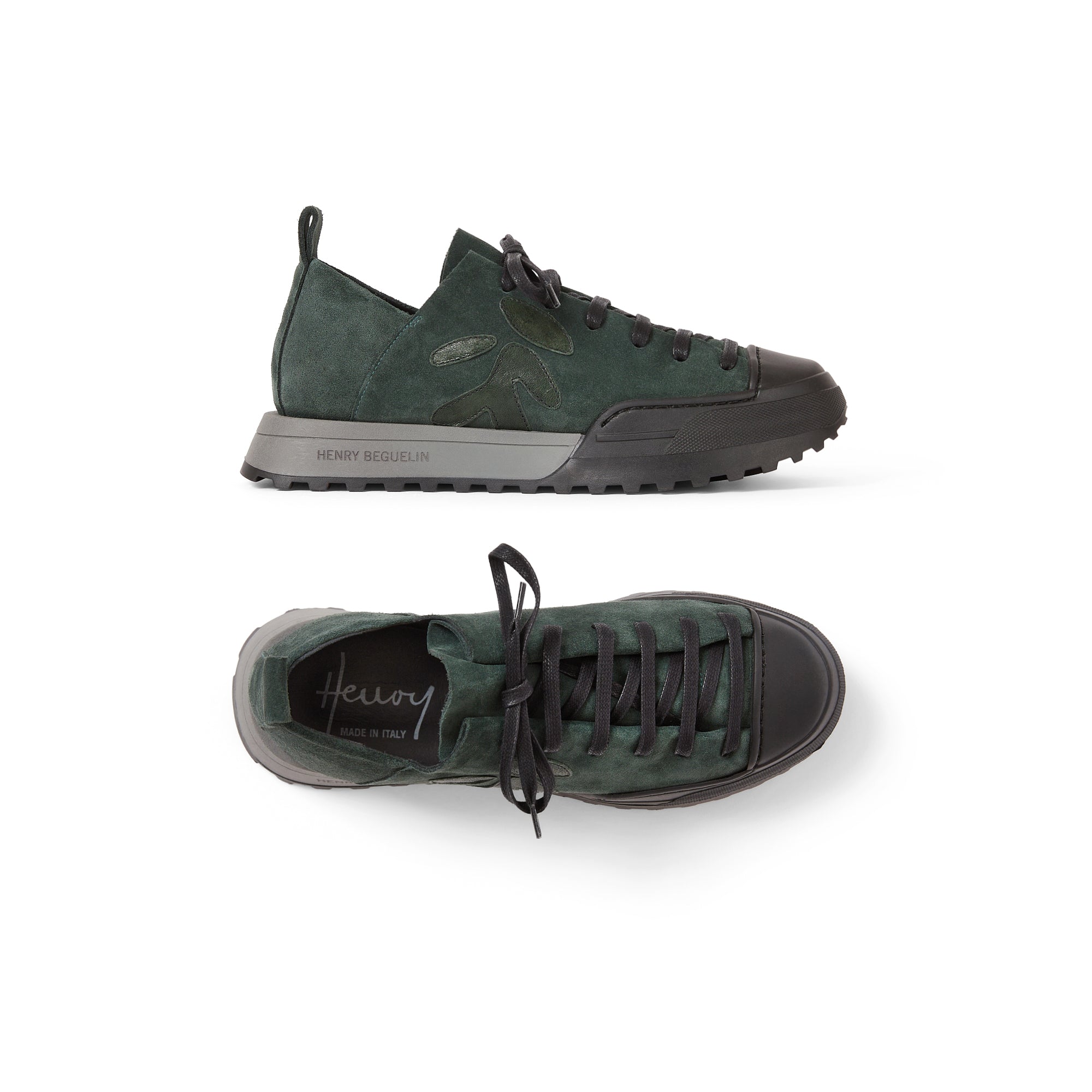 Sneaker in Camoscio 