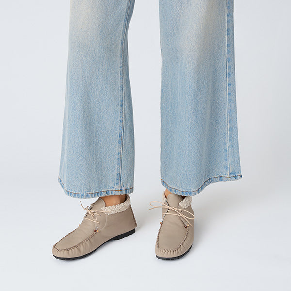 Lace-Up Moccasin Norton