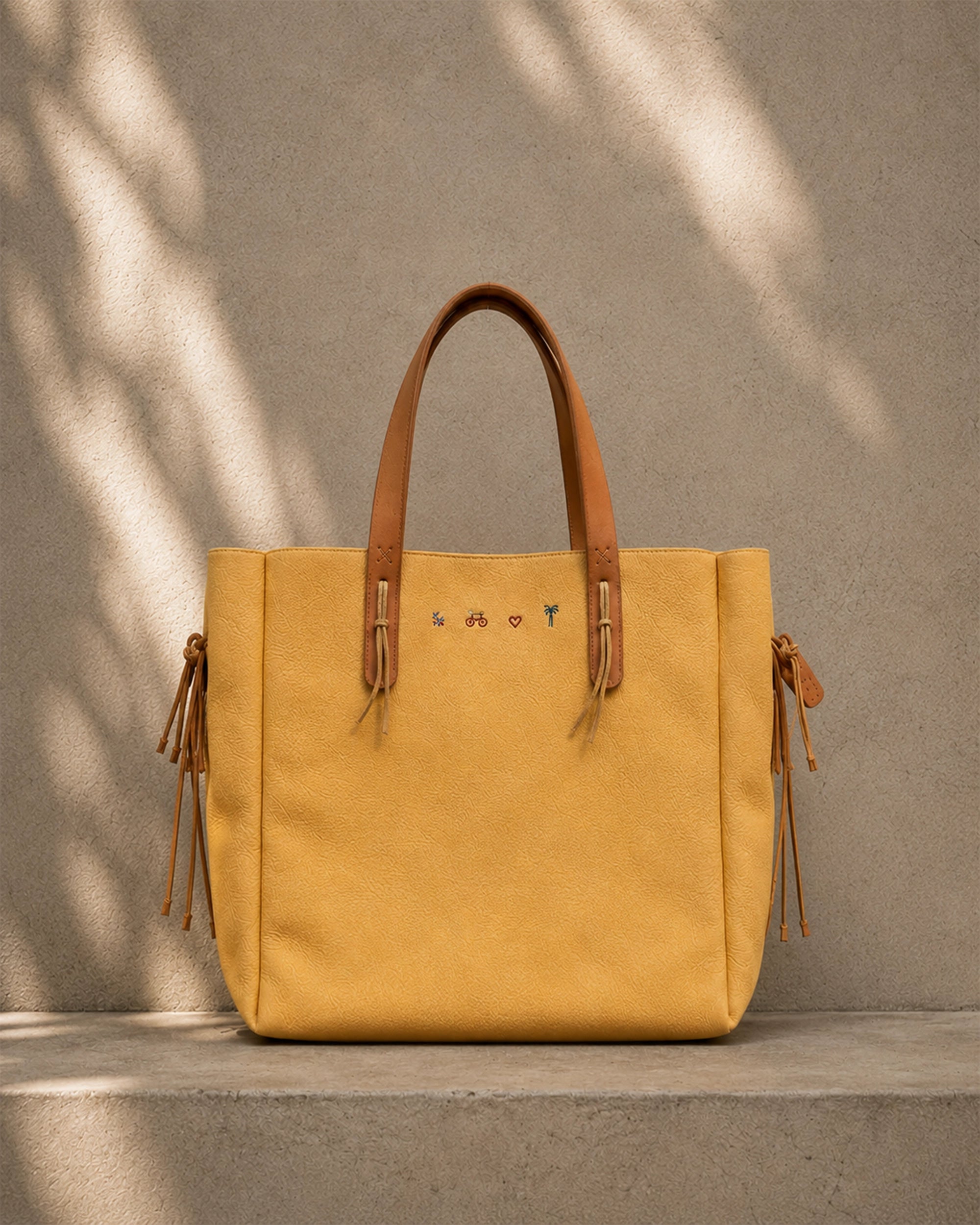 HB x 2Arrows Tote Honey Leather